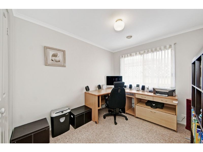 32 Goodhart Crescent, Dunlop ACT 2615