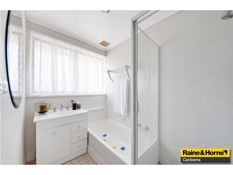 2 Rumker Place, Charnwood ACT 2615