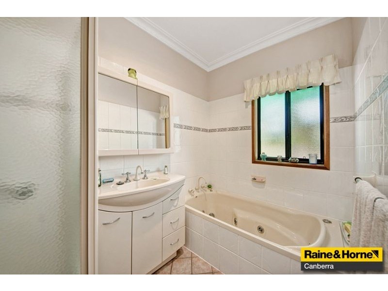 10 Cheeseman Place, Gowrie ACT 2904