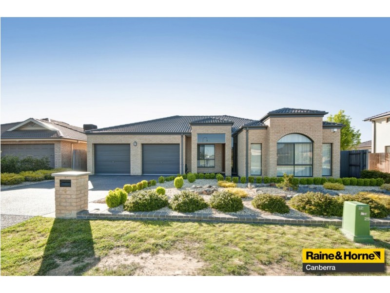 9 Cape York Street, Harrison ACT 2914