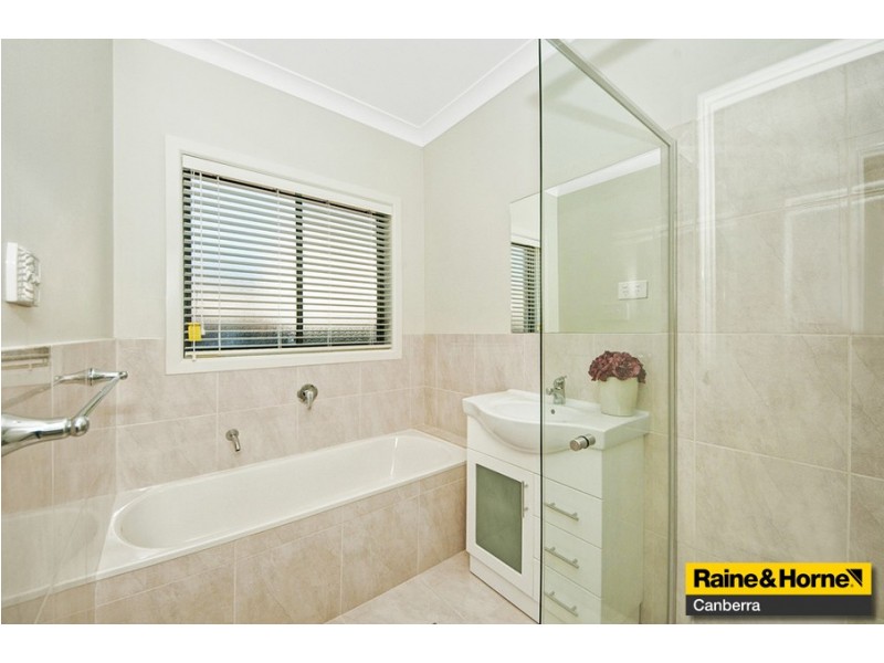 9 Cape York Street, Harrison ACT 2914