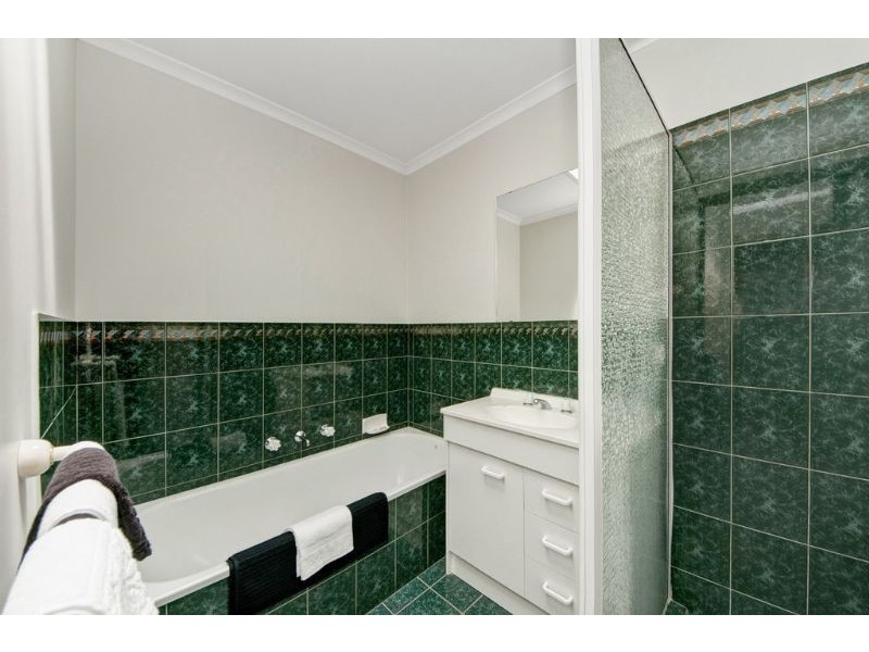 14 Watchorn Close, Holt ACT 2615
