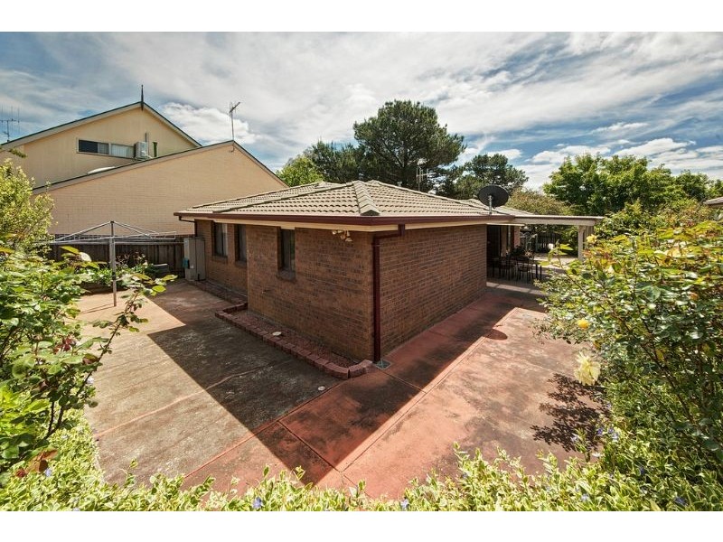 14 Watchorn Close, Holt ACT 2615
