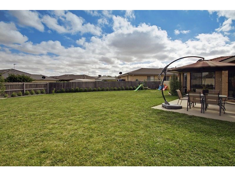 12 Lovely Close, Dunlop ACT 2615