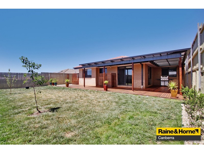 111 Eccles Circuit, Macgregor ACT 2615