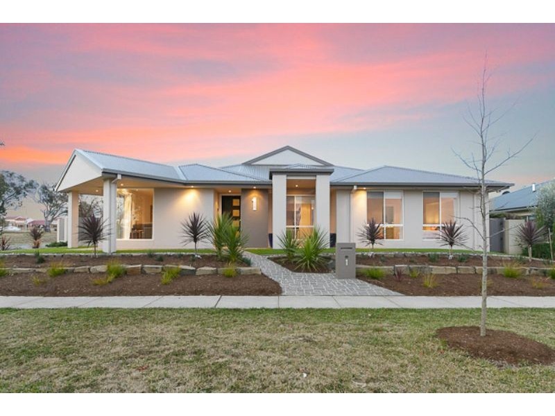 1 Mary Gillespie Avenue, Gungahlin ACT 2912