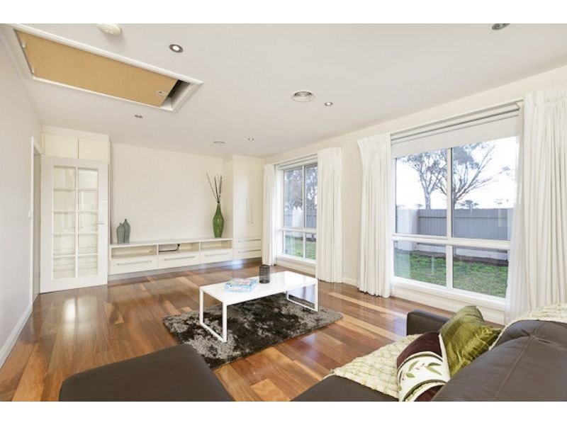 1 Mary Gillespie Avenue, Gungahlin ACT 2912