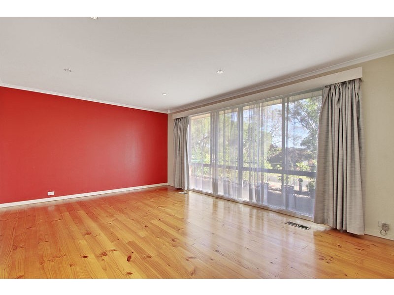 16 Somerville Street, Spence ACT 2615