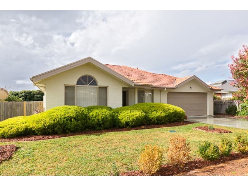 54 Shrivell Circuit, Dunlop ACT 2615