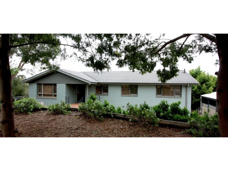 18 Barrett Street, Macgregor ACT 2615