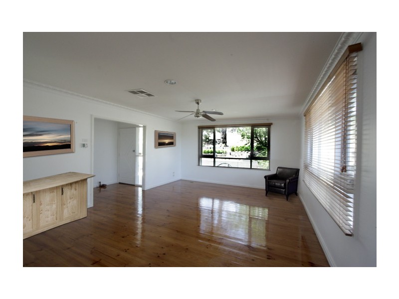 18 Barrett Street, Macgregor ACT 2615