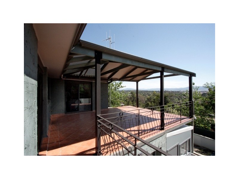 18 Barrett Street, Macgregor ACT 2615