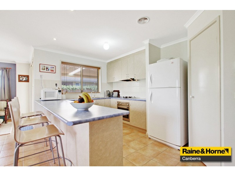 17 Coolgardie Street, Dunlop ACT 2615