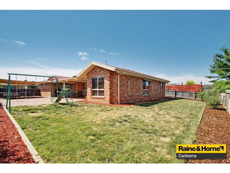 17 Coolgardie Street, Dunlop ACT 2615