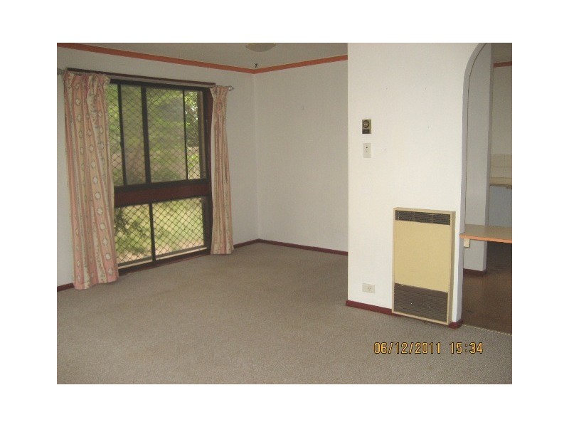 12 Landale Place, Charnwood ACT 2615