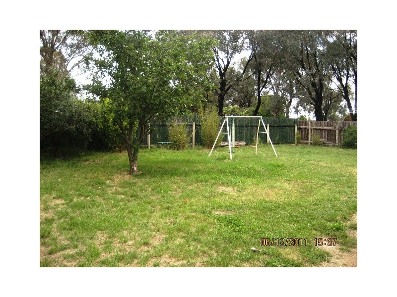 12 Landale Place, Charnwood ACT 2615
