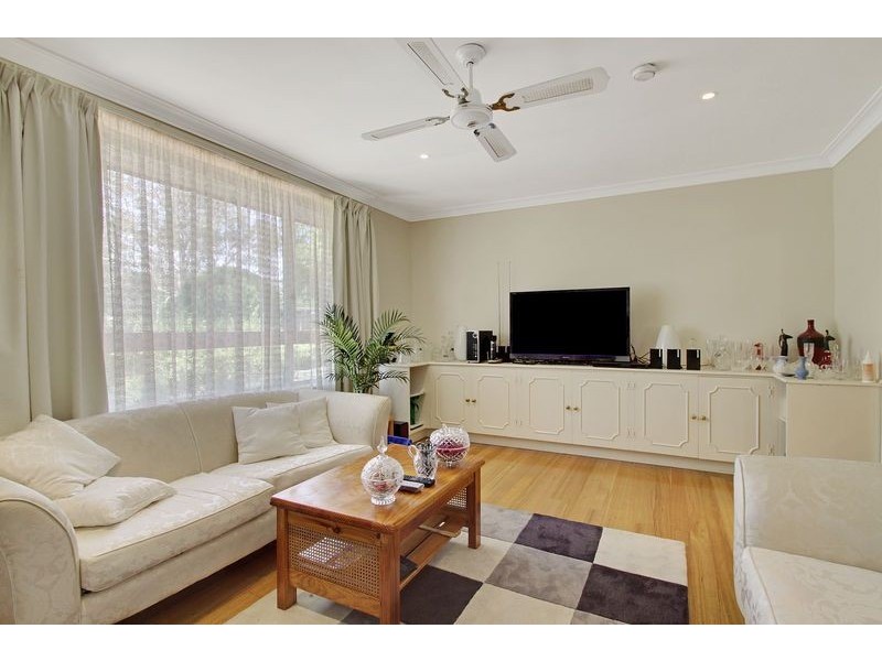 77 Beaurepaire Crescent, Holt ACT 2615