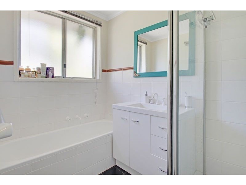 77 Beaurepaire Crescent, Holt ACT 2615