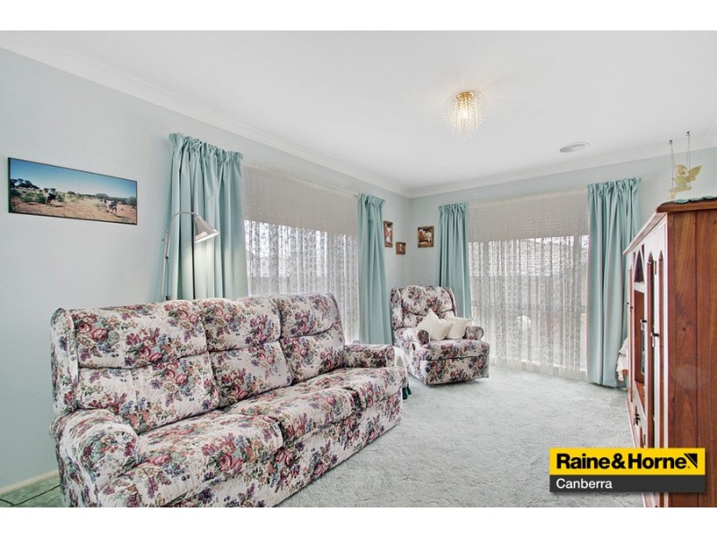 3/30 Hugh McKay Crescent, Dunlop ACT 2615
