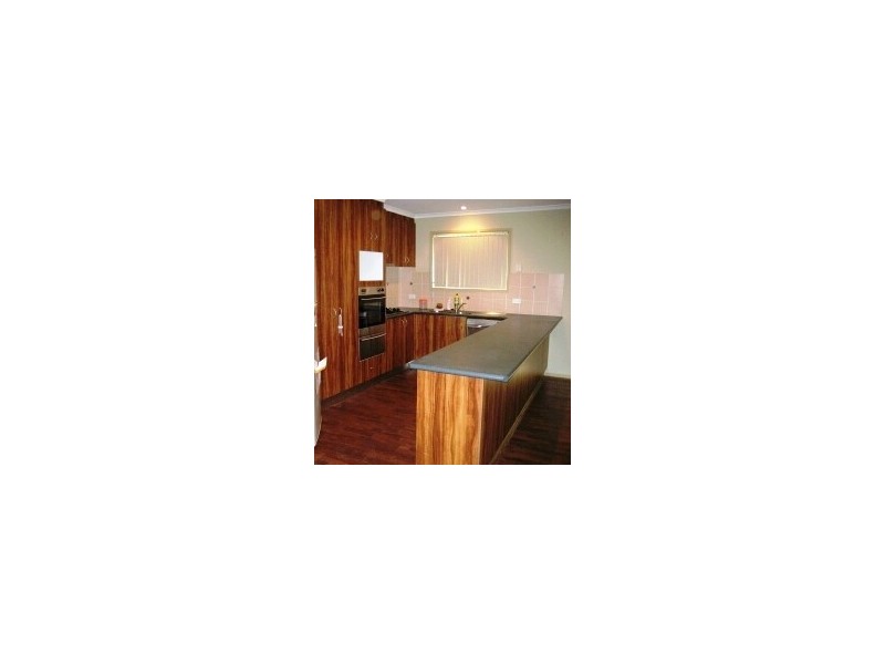 6 Fitton Close, Dunlop ACT 2615