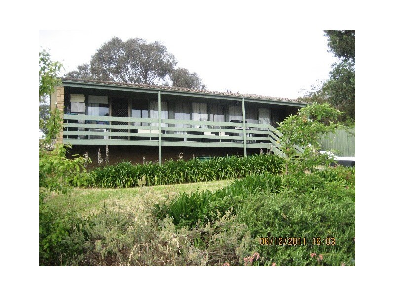 33 Garrad Court, Charnwood ACT 2615