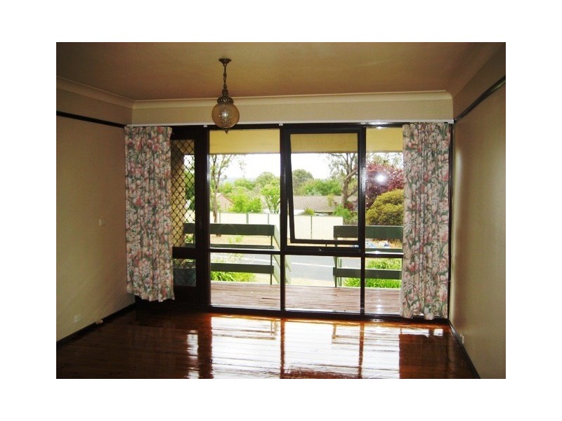 33 Garrad Court, Charnwood ACT 2615