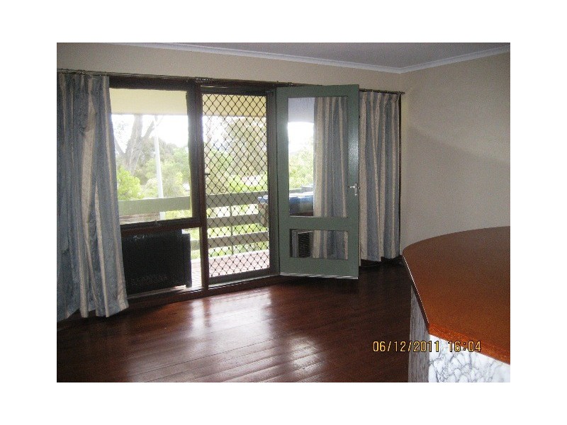 33 Garrad Court, Charnwood ACT 2615