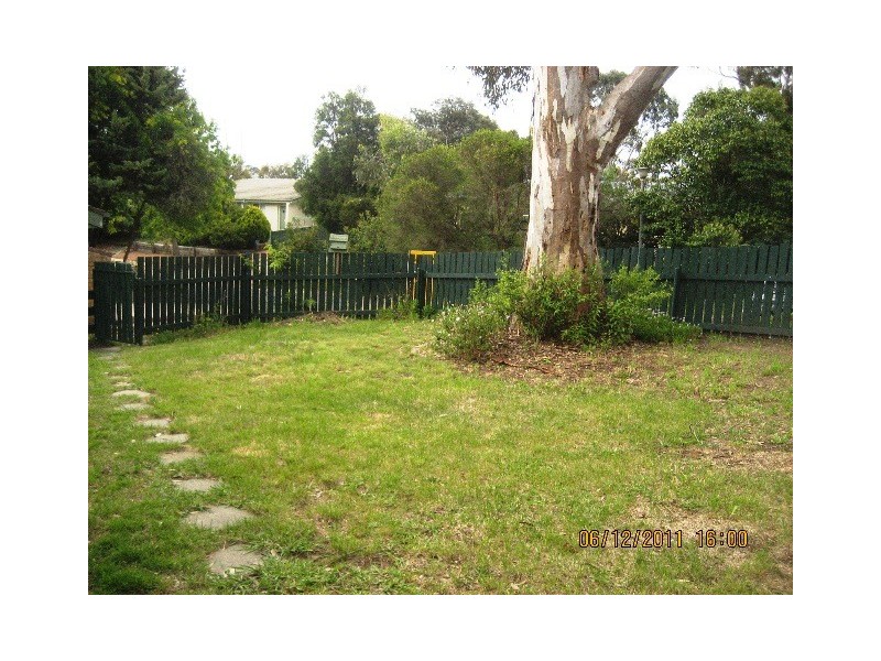 33 Garrad Court, Charnwood ACT 2615