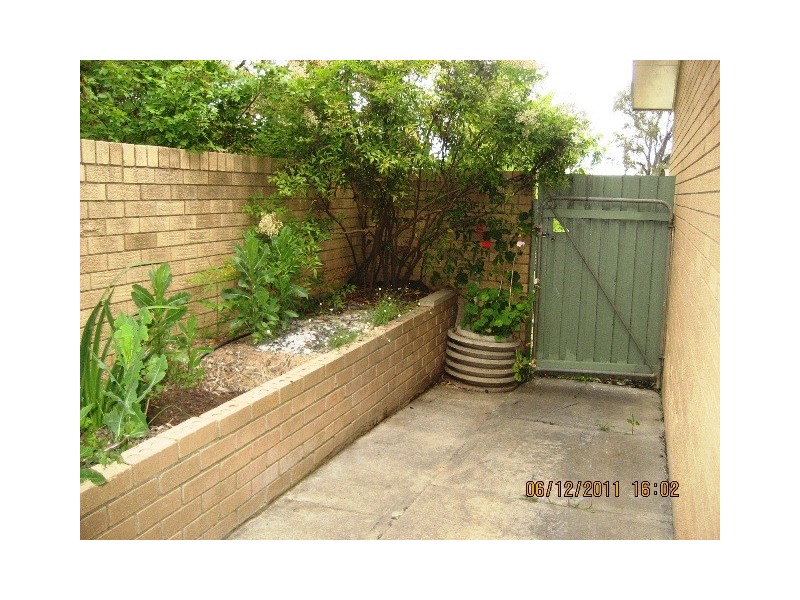 33 Garrad Court, Charnwood ACT 2615