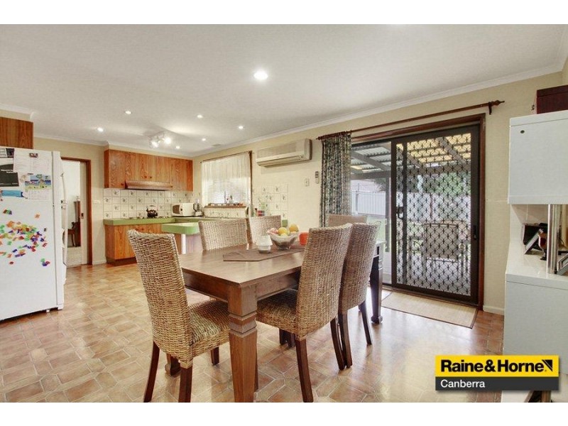 24 Stacy Street, Gowrie ACT 2904