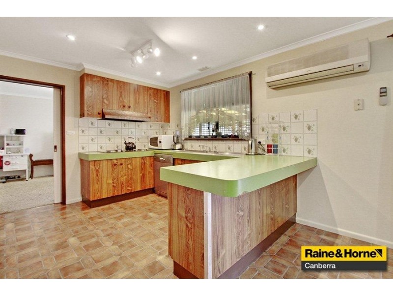 24 Stacy Street, Gowrie ACT 2904