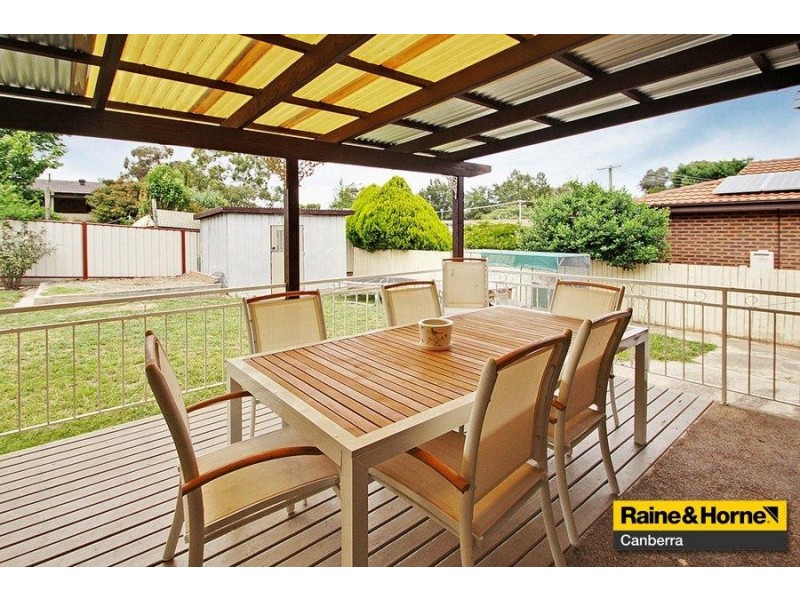 24 Stacy Street, Gowrie ACT 2904