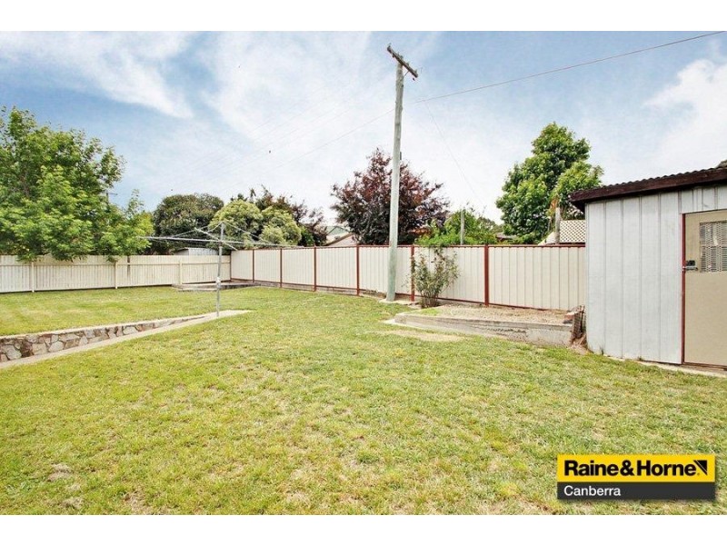 24 Stacy Street, Gowrie ACT 2904