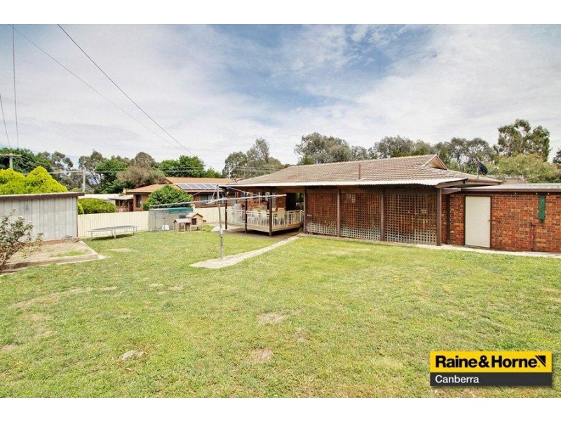 24 Stacy Street, Gowrie ACT 2904