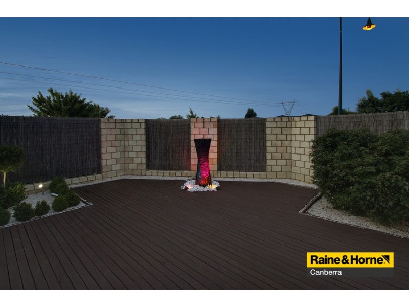 9 Simonetti Street, Dunlop ACT 2615