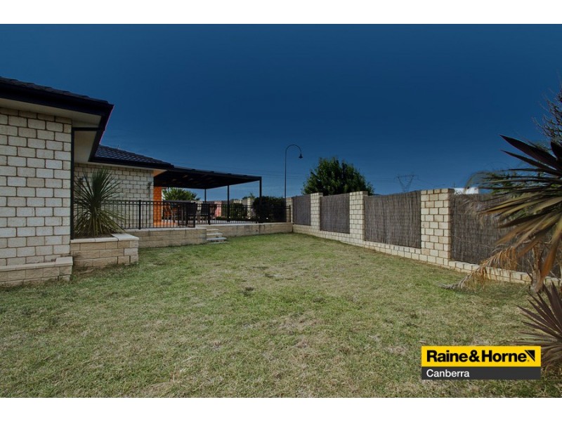 9 Simonetti Street, Dunlop ACT 2615