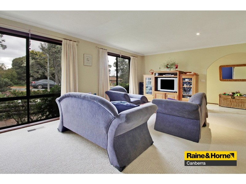 31 Kinchela Crescent, Latham ACT 2615