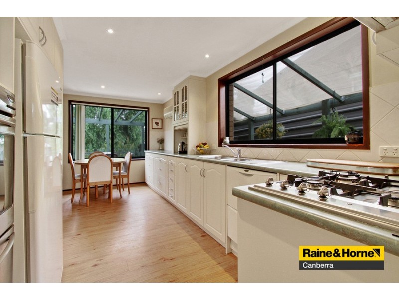 31 Kinchela Crescent, Latham ACT 2615