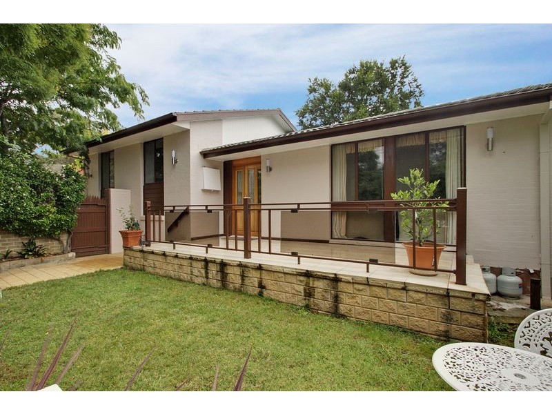 6 Carleton Street, Kambah ACT 2902