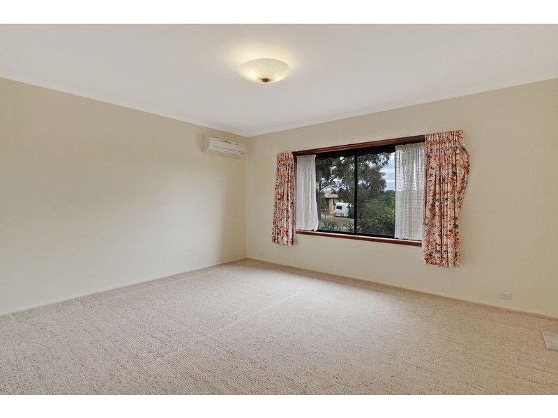32 Clubbe Crescent, Macgregor ACT 2615