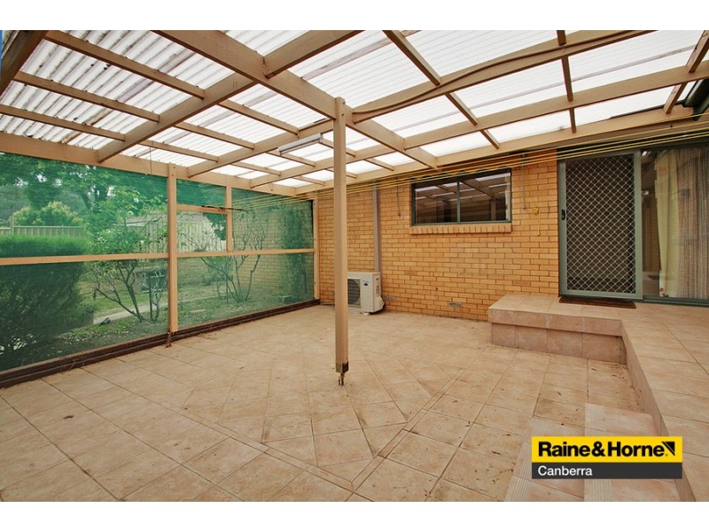 32 Clubbe Crescent, Macgregor ACT 2615