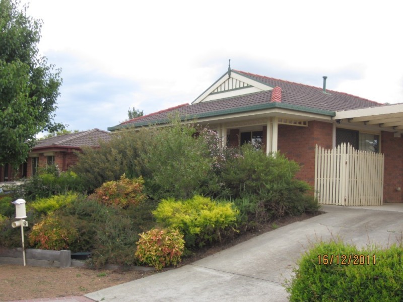 9 Thornhill Crescent, Dunlop ACT 2615