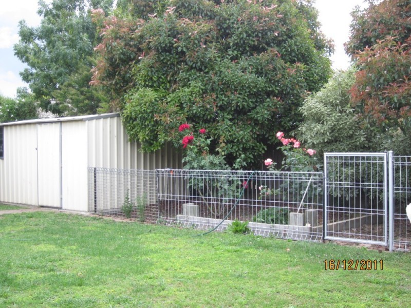 9 Thornhill Crescent, Dunlop ACT 2615