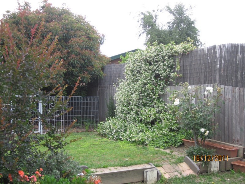 9 Thornhill Crescent, Dunlop ACT 2615