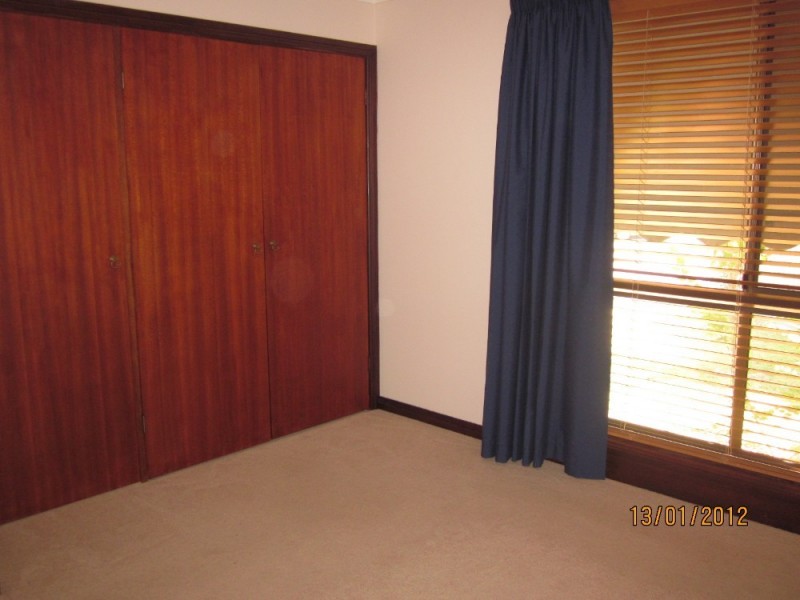 7 Southern Close, Chisholm ACT 2905
