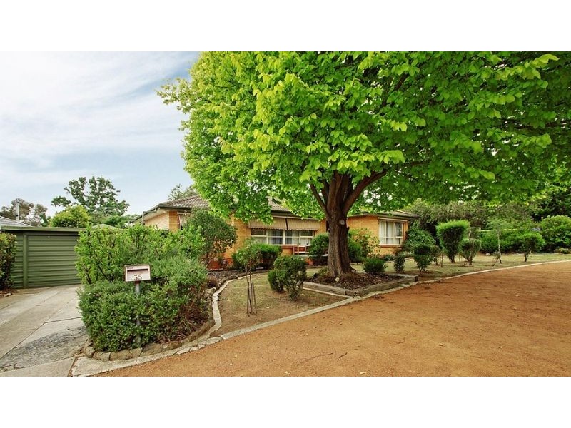 35 Pennefather Street, Higgins ACT 2615