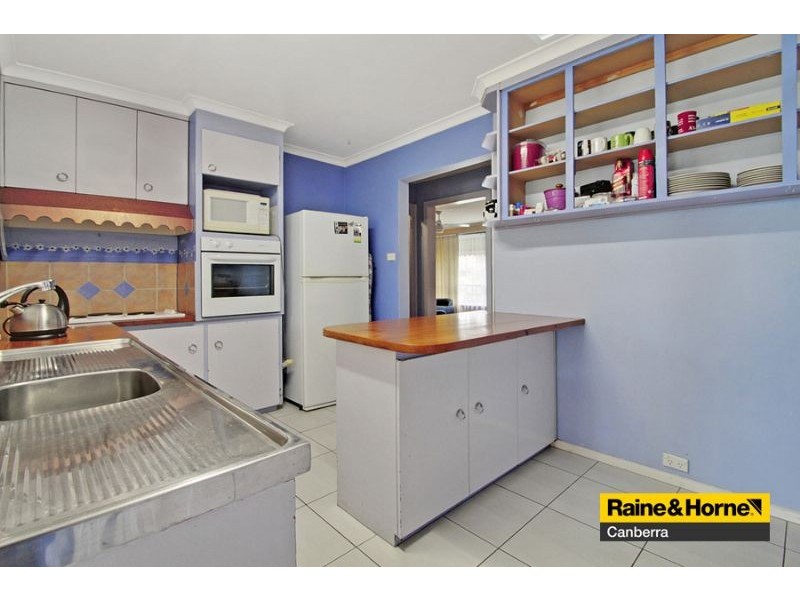 35 Pennefather Street, Higgins ACT 2615