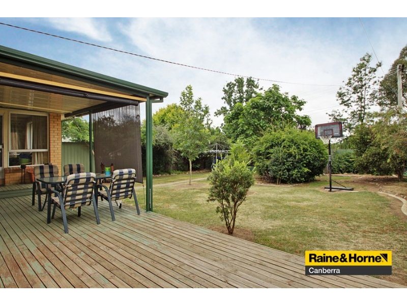35 Pennefather Street, Higgins ACT 2615