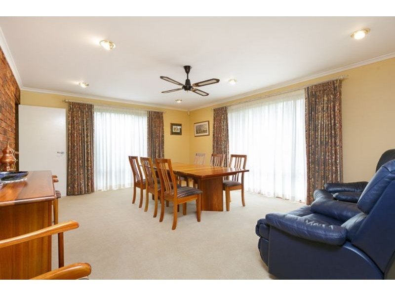 11 Nanson Place, Florey ACT 2615