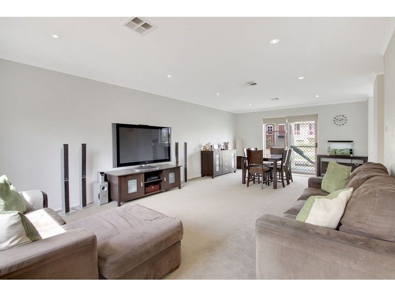 20/56 Christina Stead Street, Franklin ACT 2913